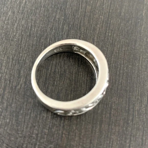 3/$25โจ Silver 925 Flower Ring ๐บ - Picture 4 of 4